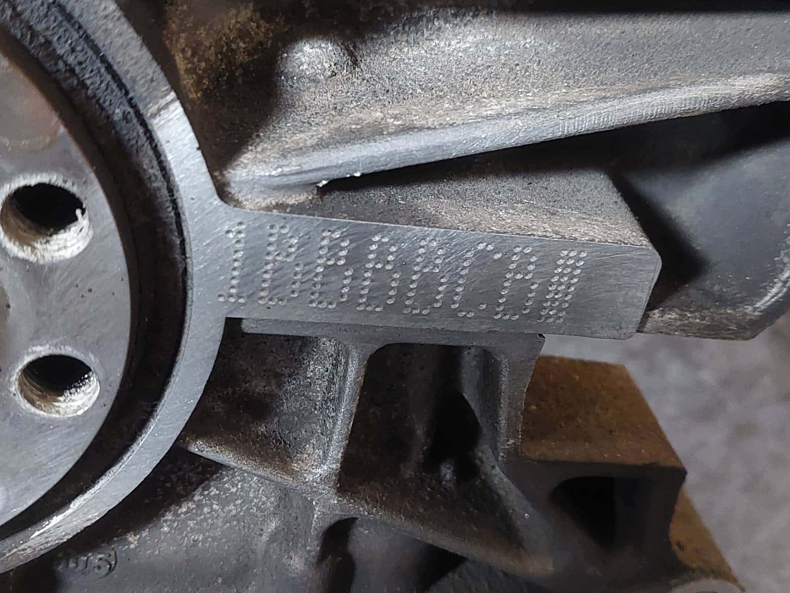 Moteur B 5244 S2 vue 2