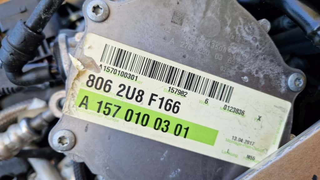 Moteur M 157.982 vue 3