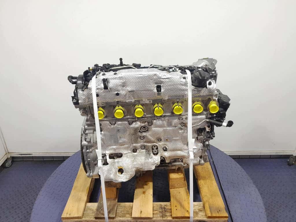 Moteur B57 D30 B vue 2