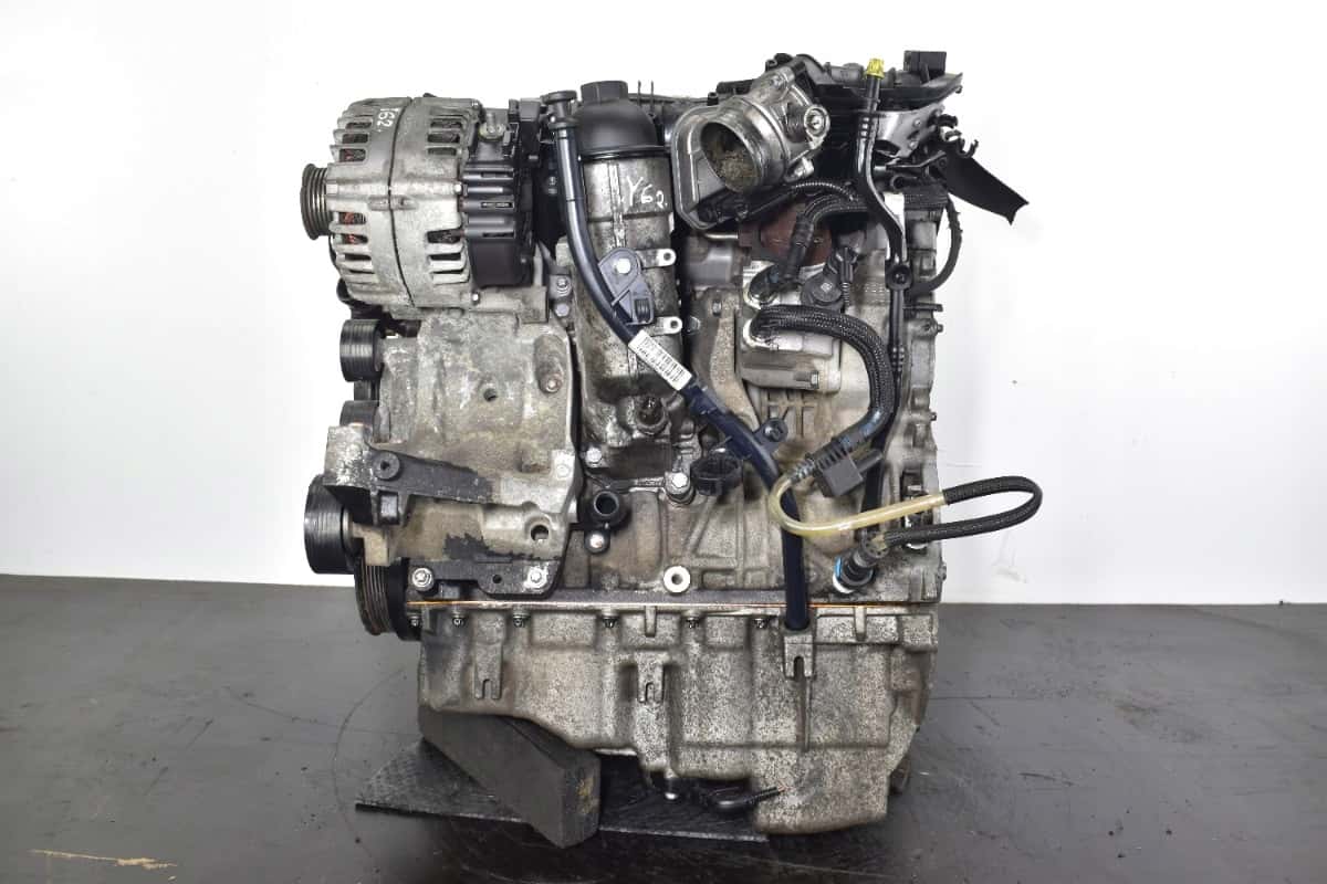 Moteur N47 D20 A vue 5
