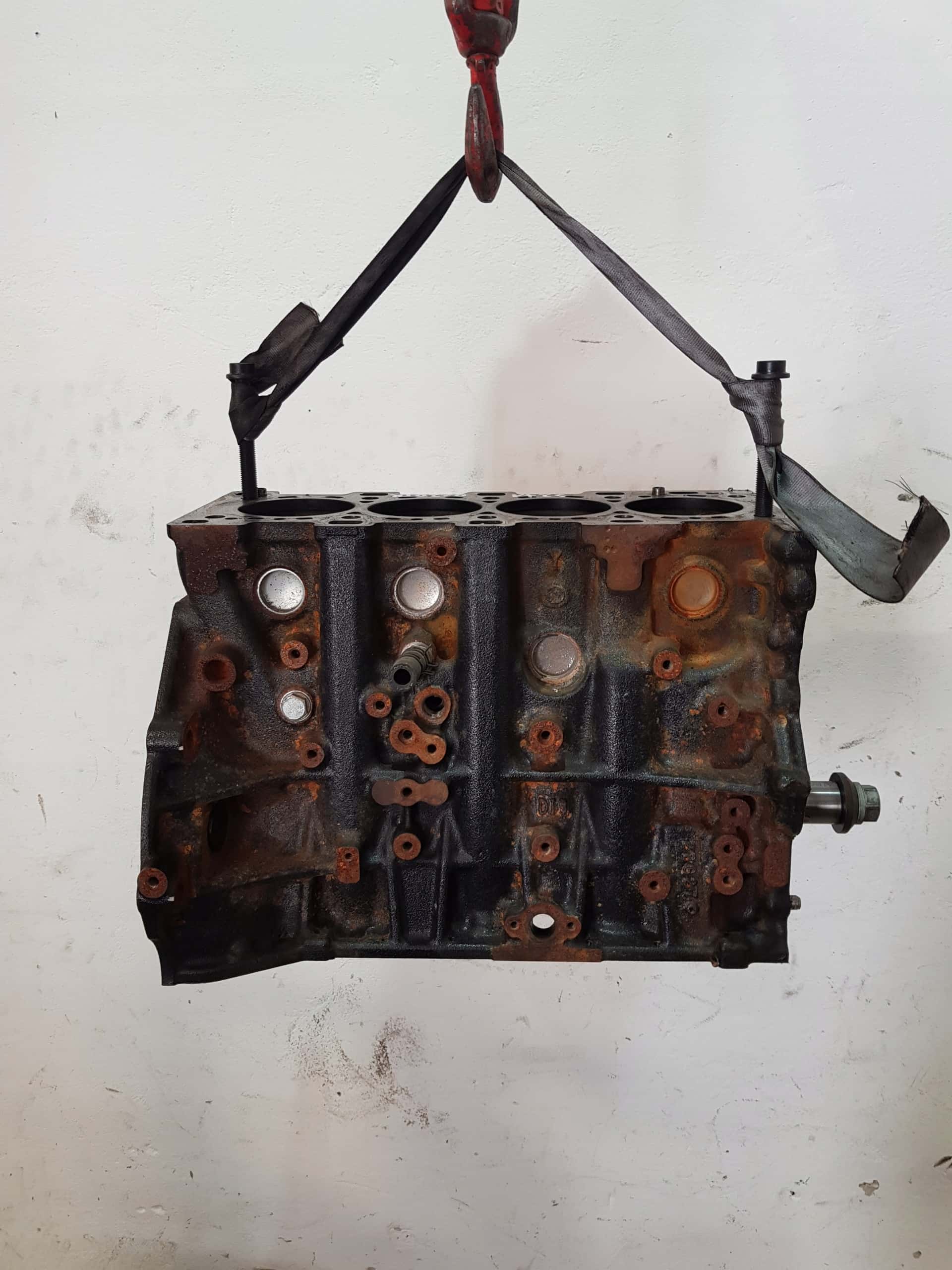 Moteur D22DTR(672.980) vue 4
