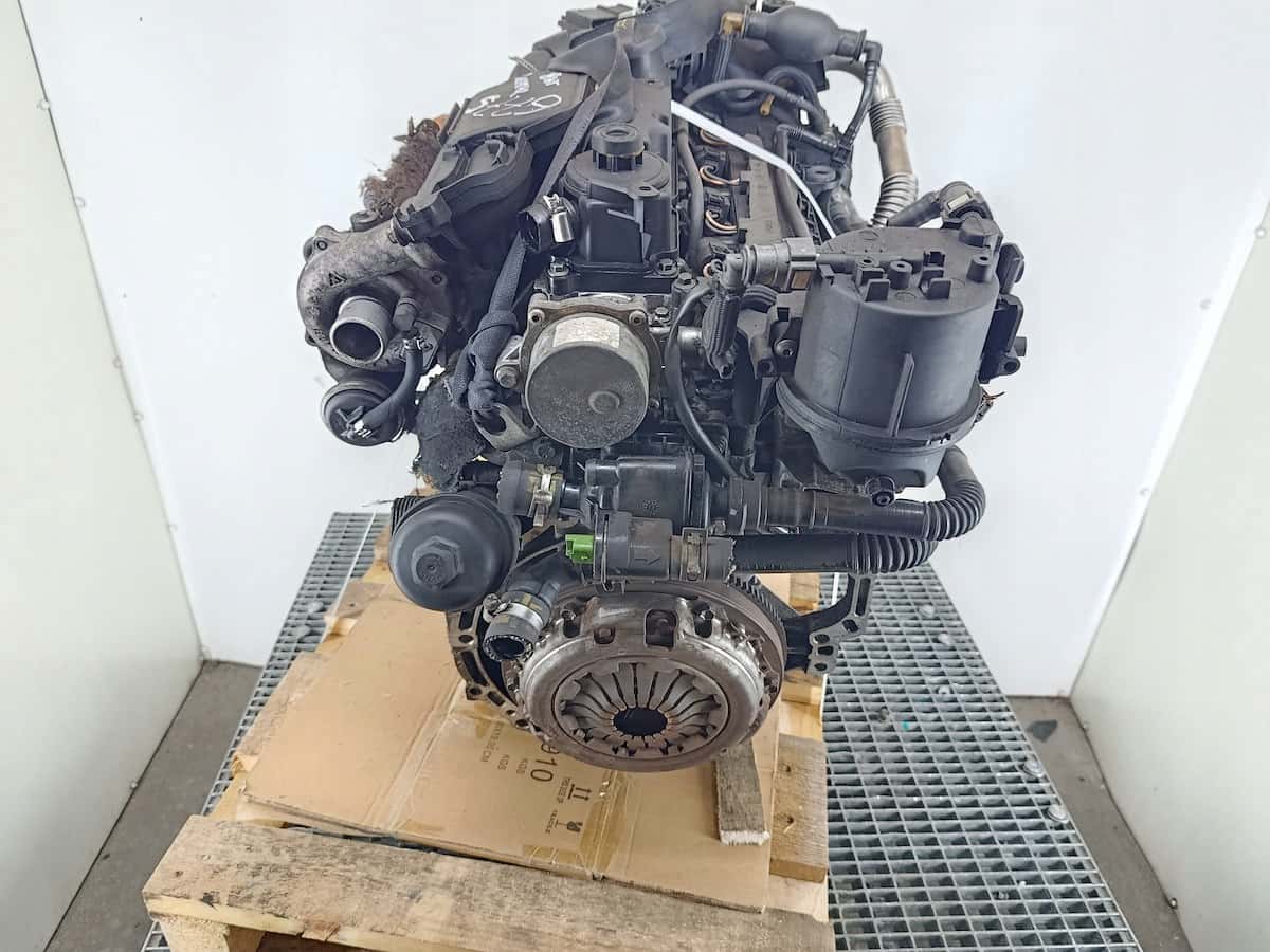 Moteur 8HT (DV4TD) vue 2