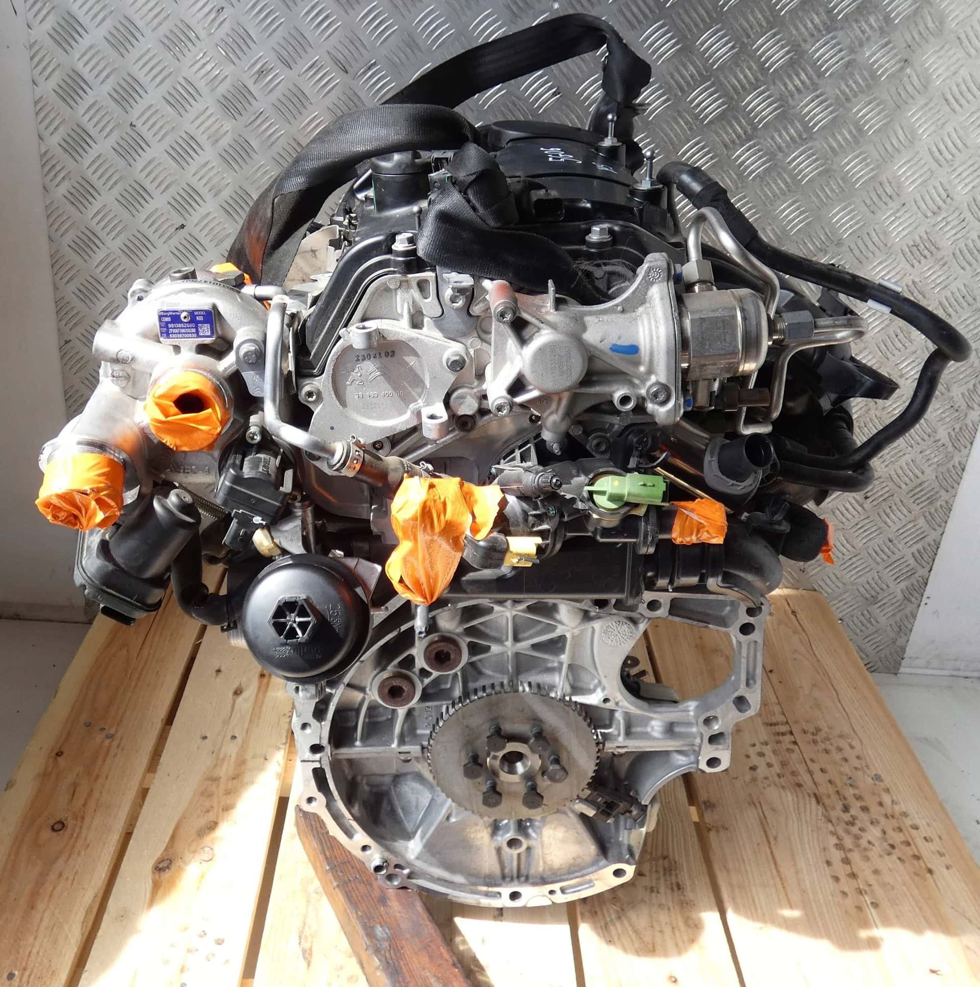 Moteur A 16 NHT (EP6FDT) vue 2