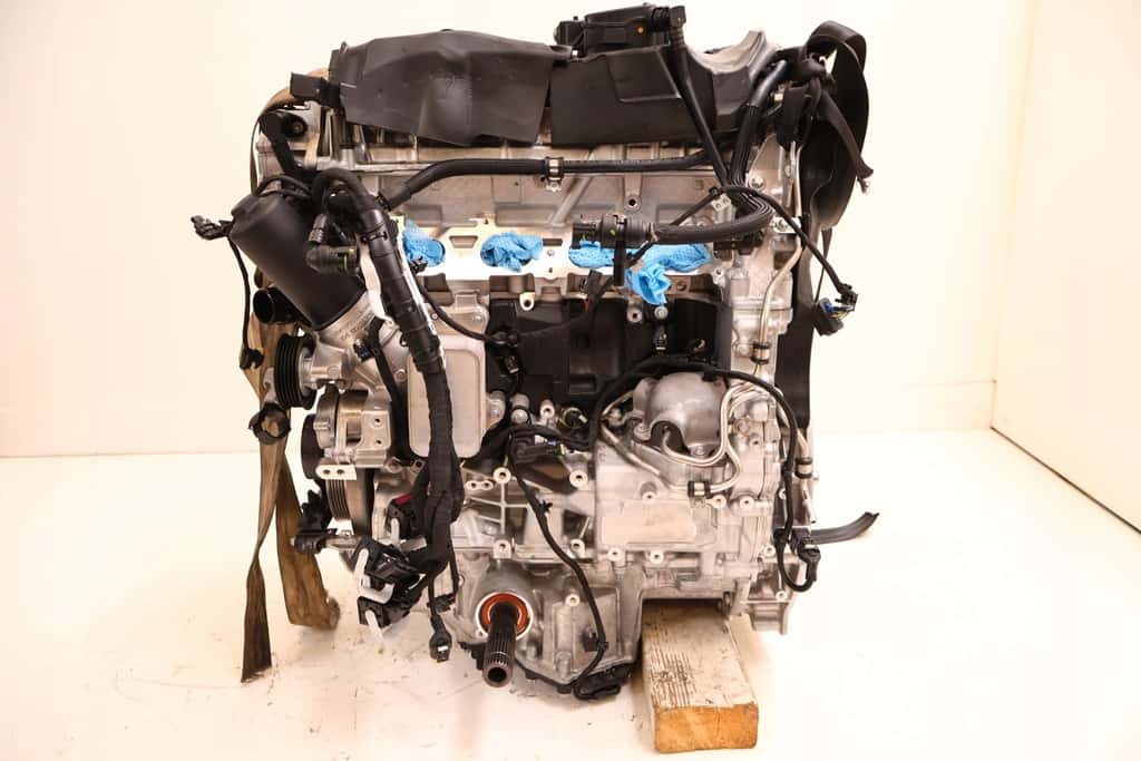 Moteur M 254.920 vue 2