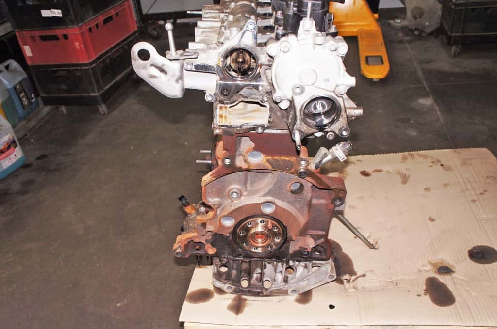 Moteur EHY (DW10FCC) vue 2