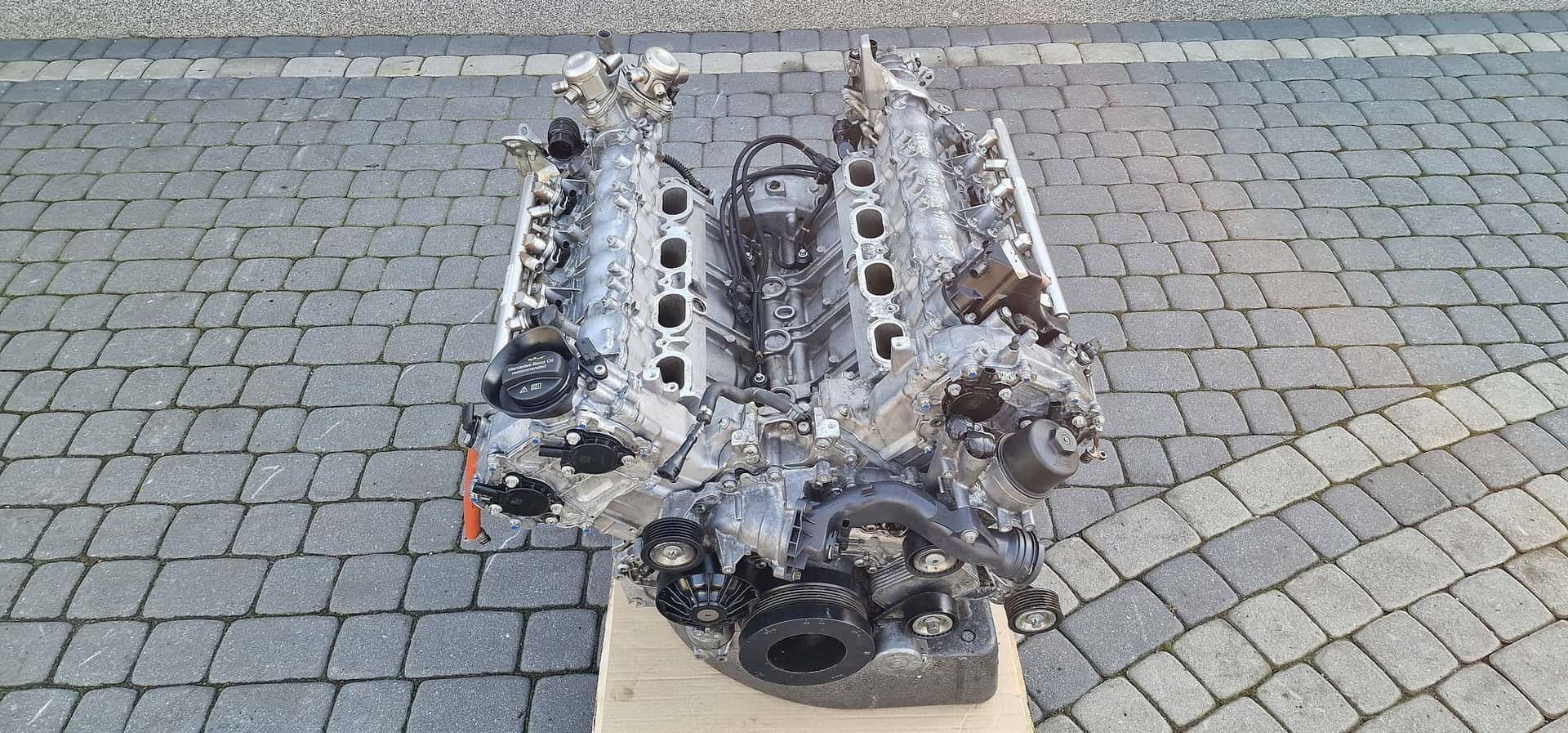 Moteur M 157.982 vue 4
