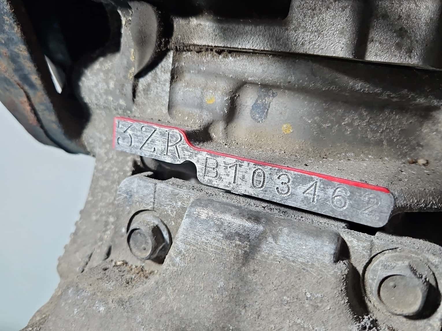 Moteur 3ZR-FAE vue 8