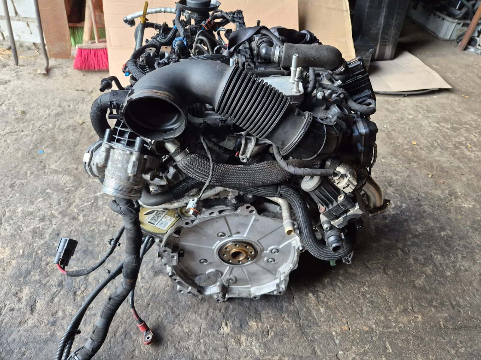 Moteur 204DTD(AJ20D4) vue 7