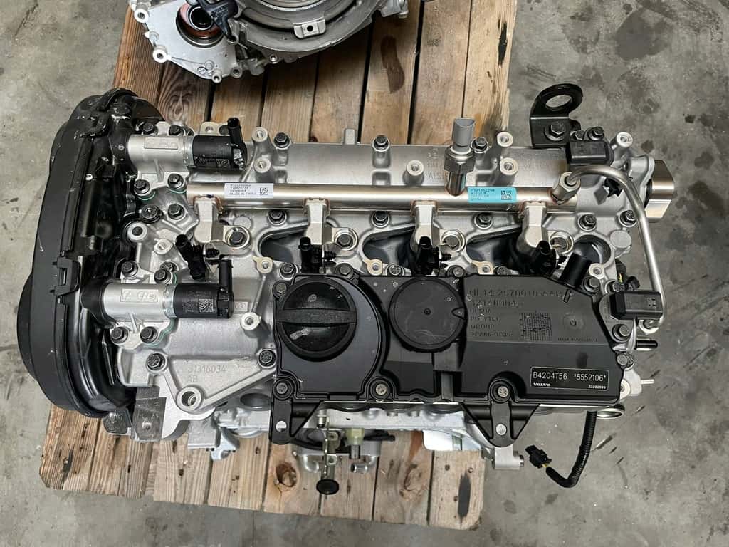 Moteur B 4204 T56 vue 3