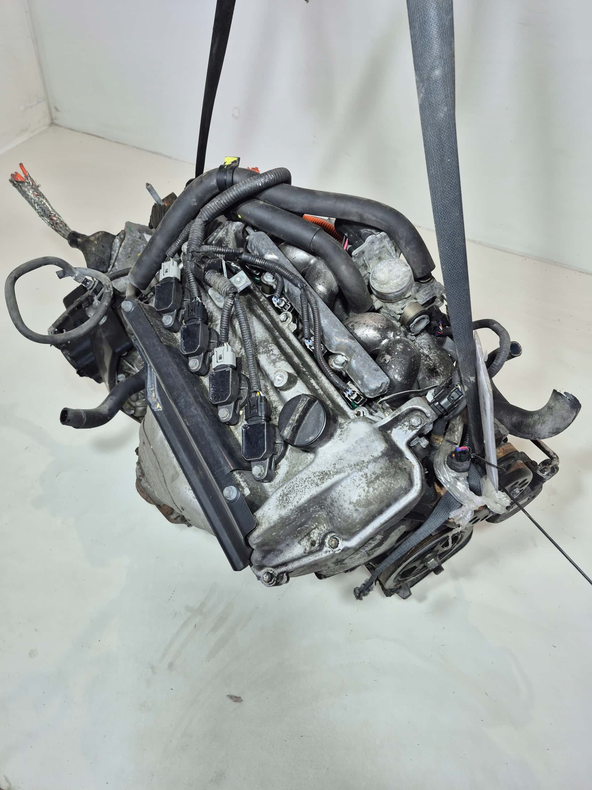 Moteur 1NZ-FXE vue 5