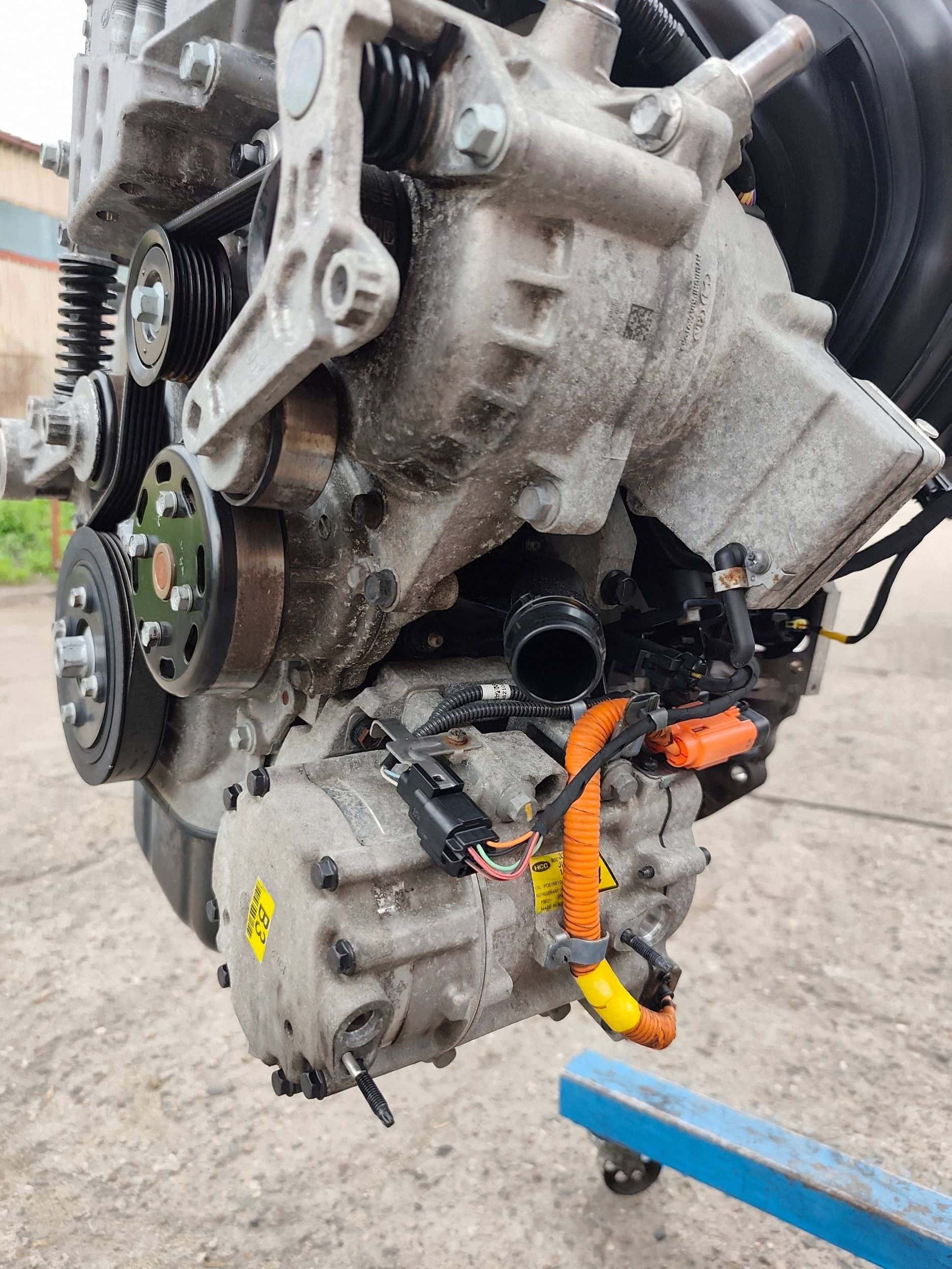 Moteur G4NE vue 3