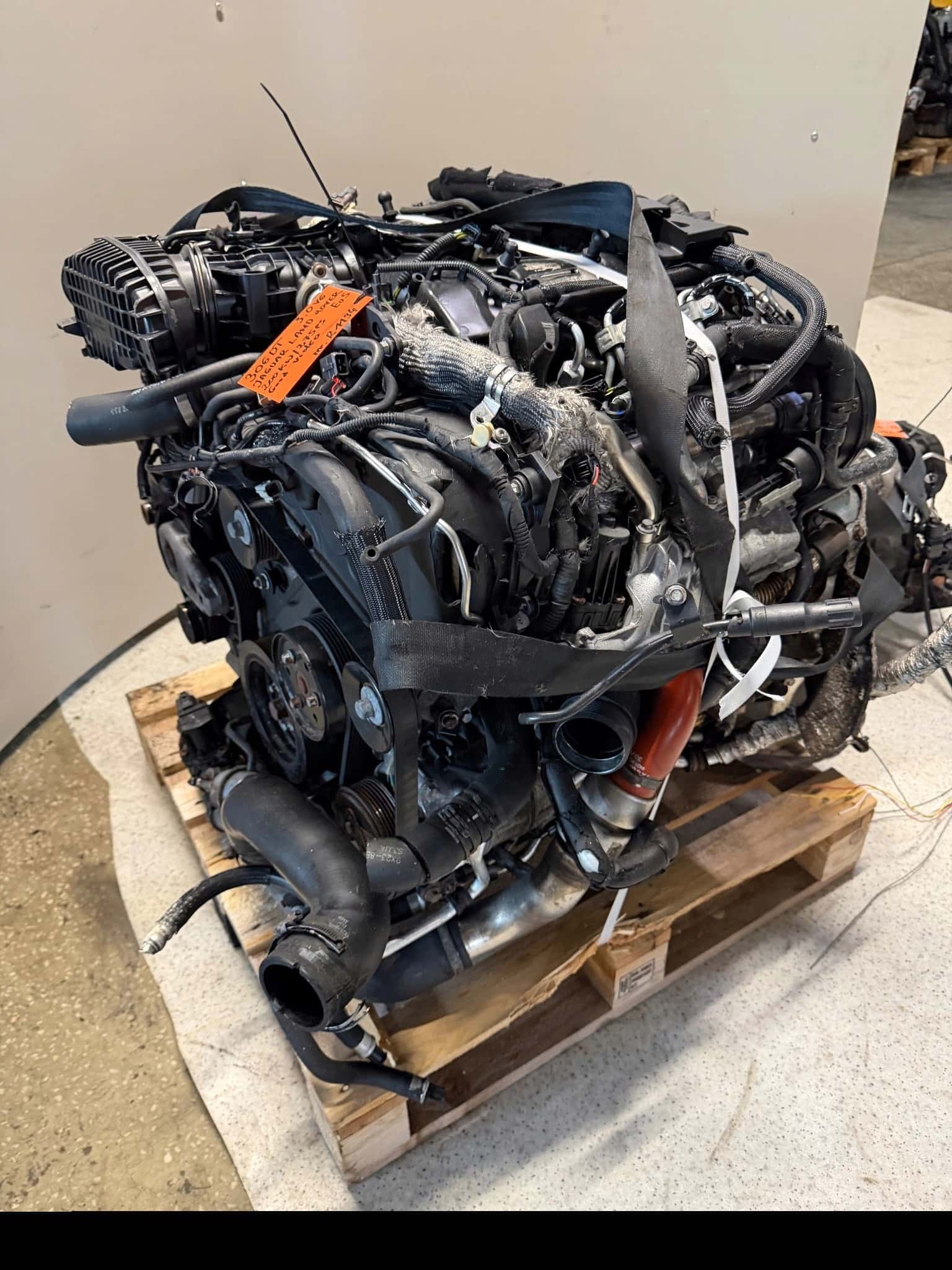 Moteur 306DT(AJTDV6) vue 9