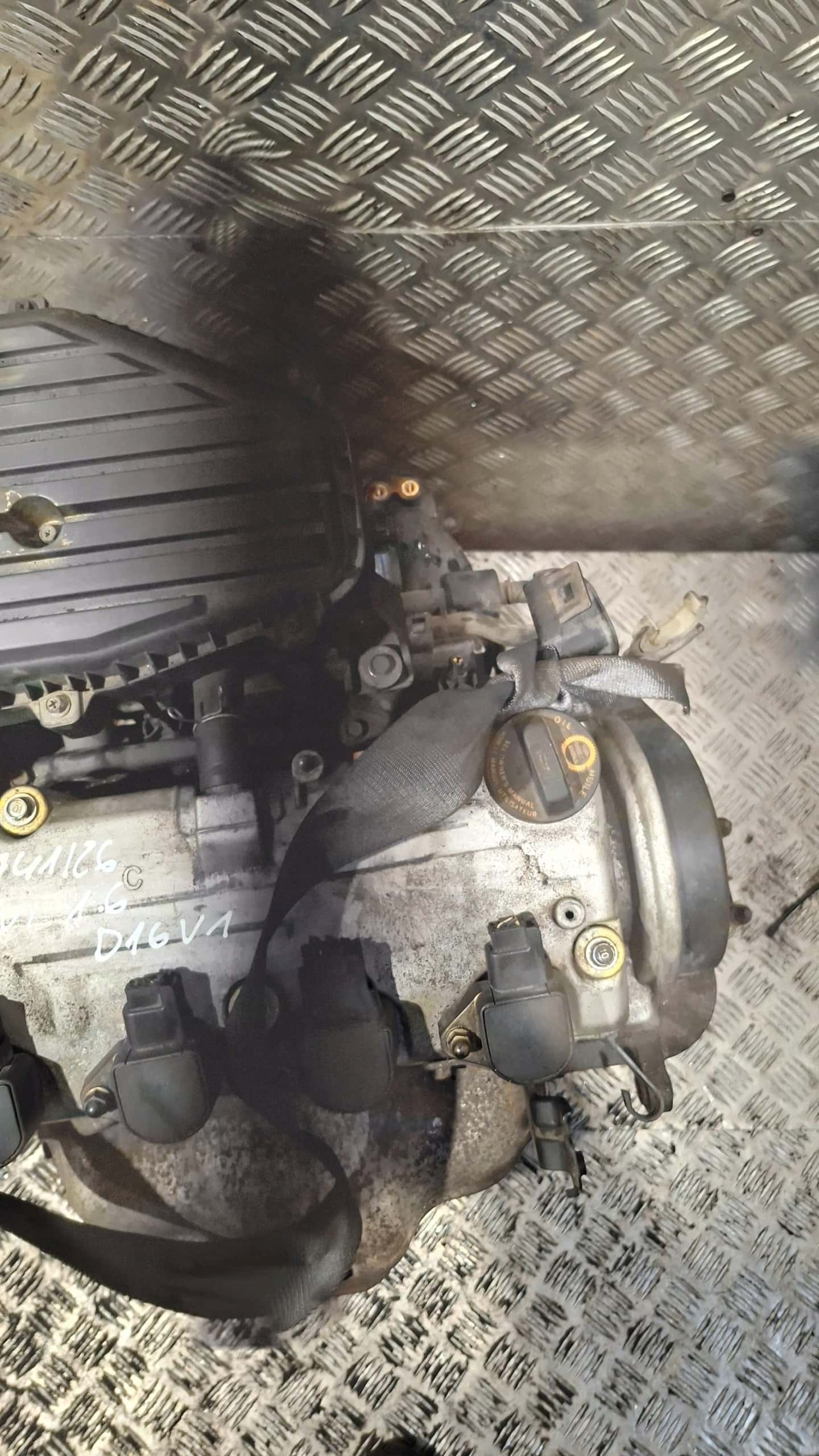Moteur D16V1 vue 4