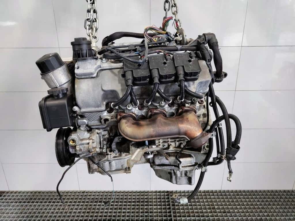 Moteur M 112.973 vue 2