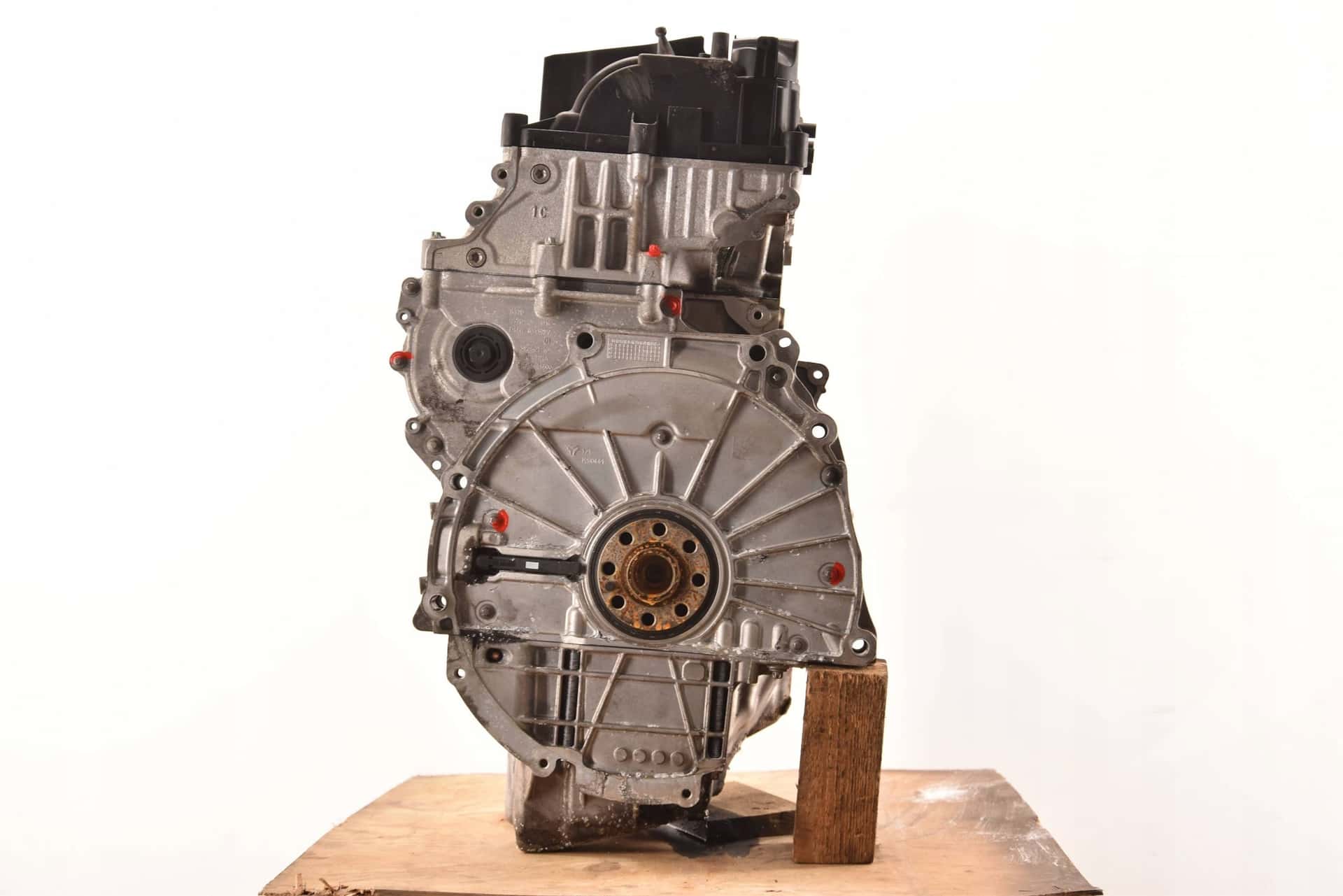 Moteur B37 D15 A vue 2