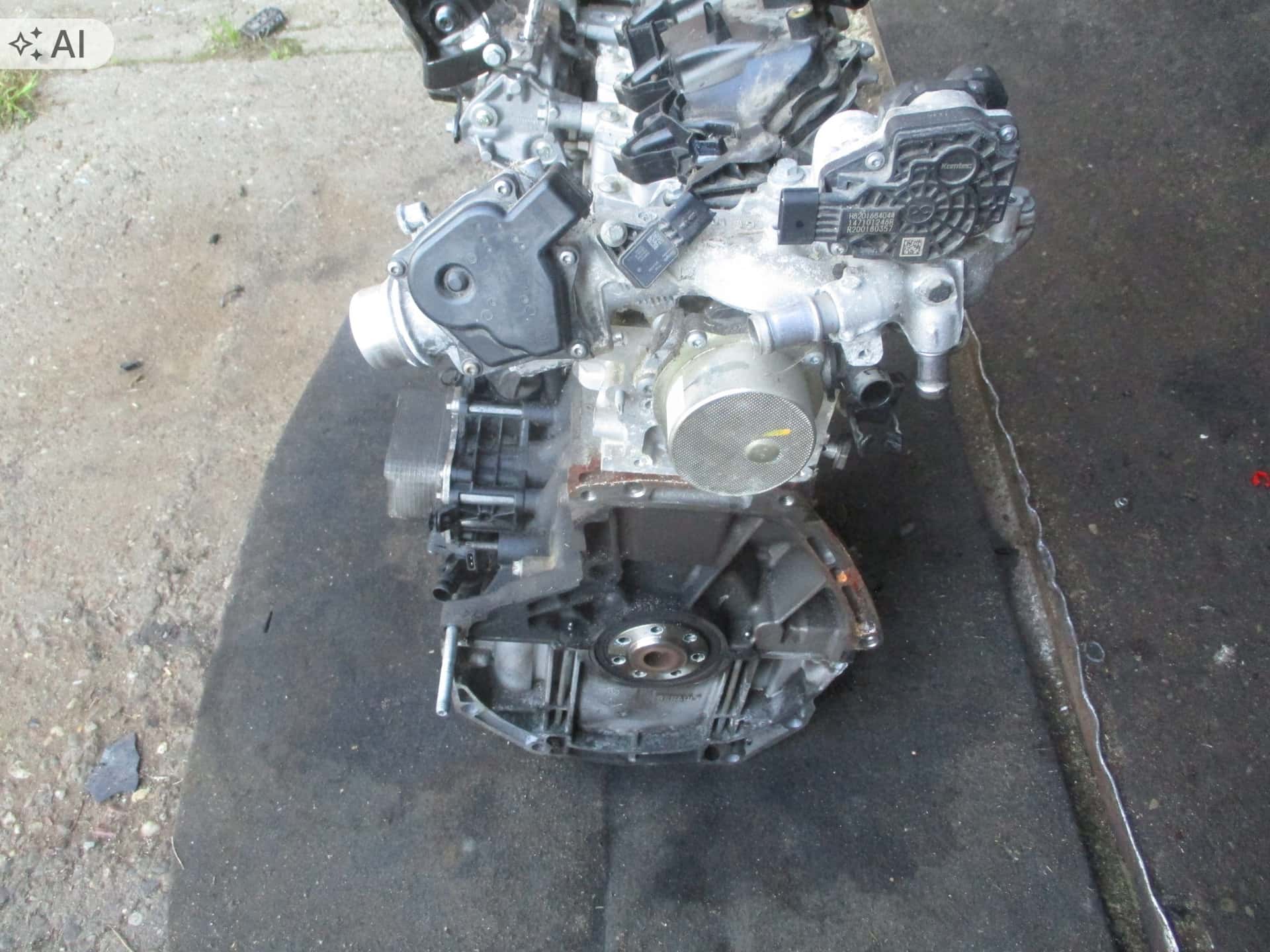Moteur OM 607.951 (K9K) vue 3
