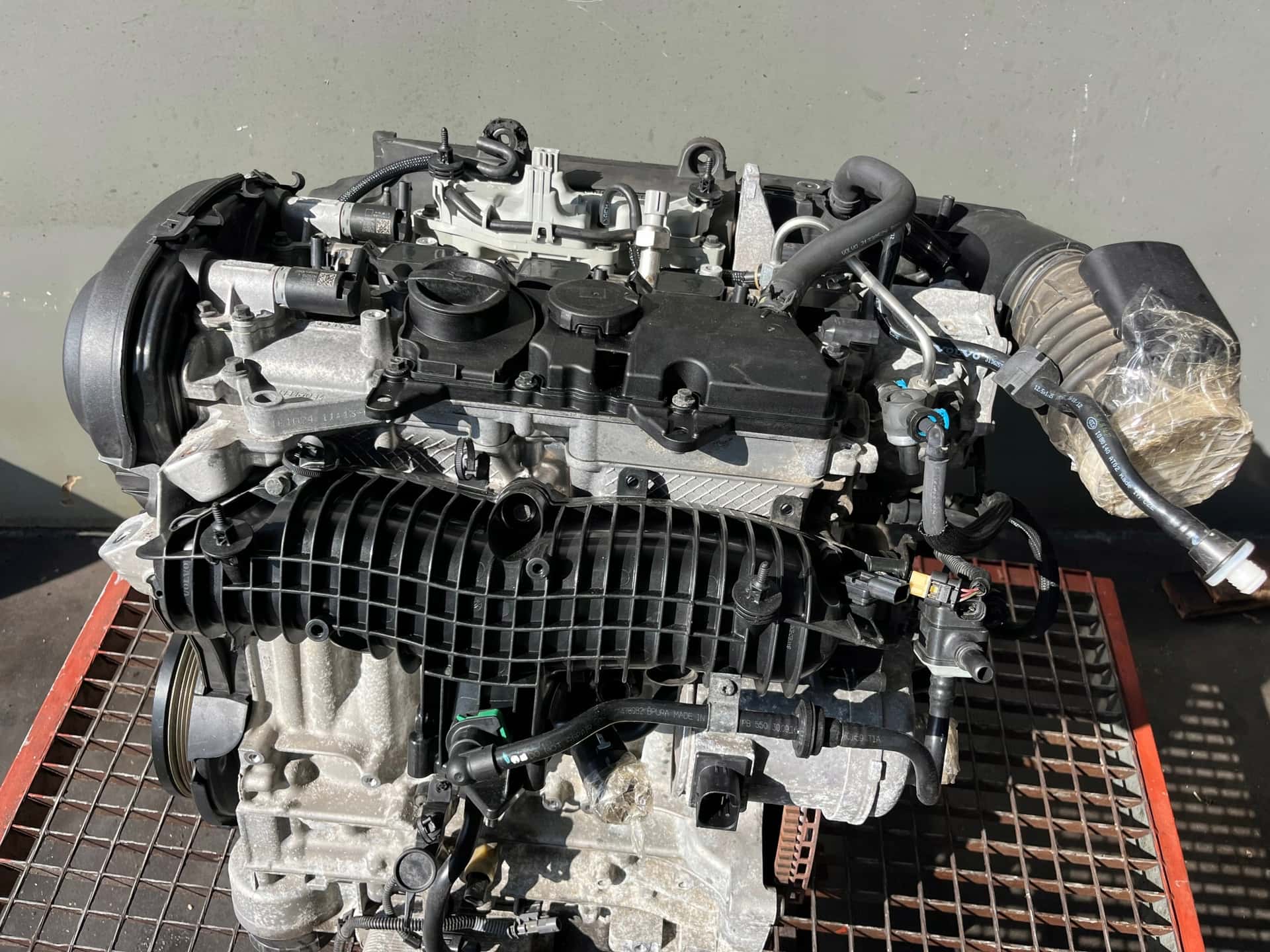 Moteur B 4204 T27 vue 6