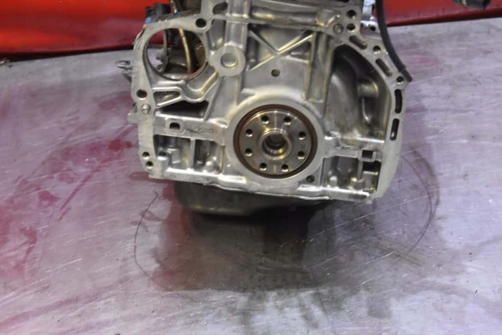 Moteur 2AD-FTV vue 15