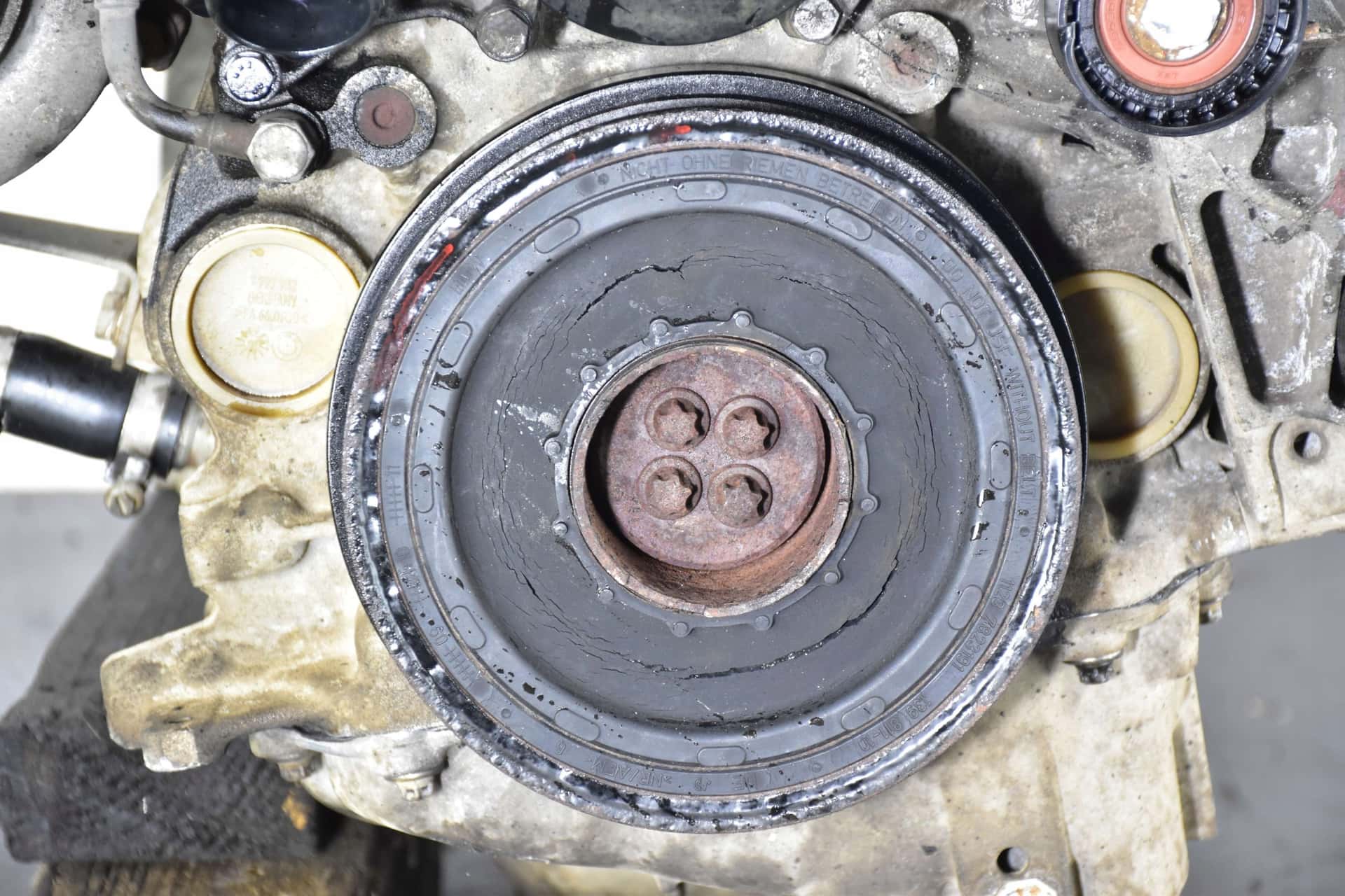 Moteur N47 D20 A vue 7