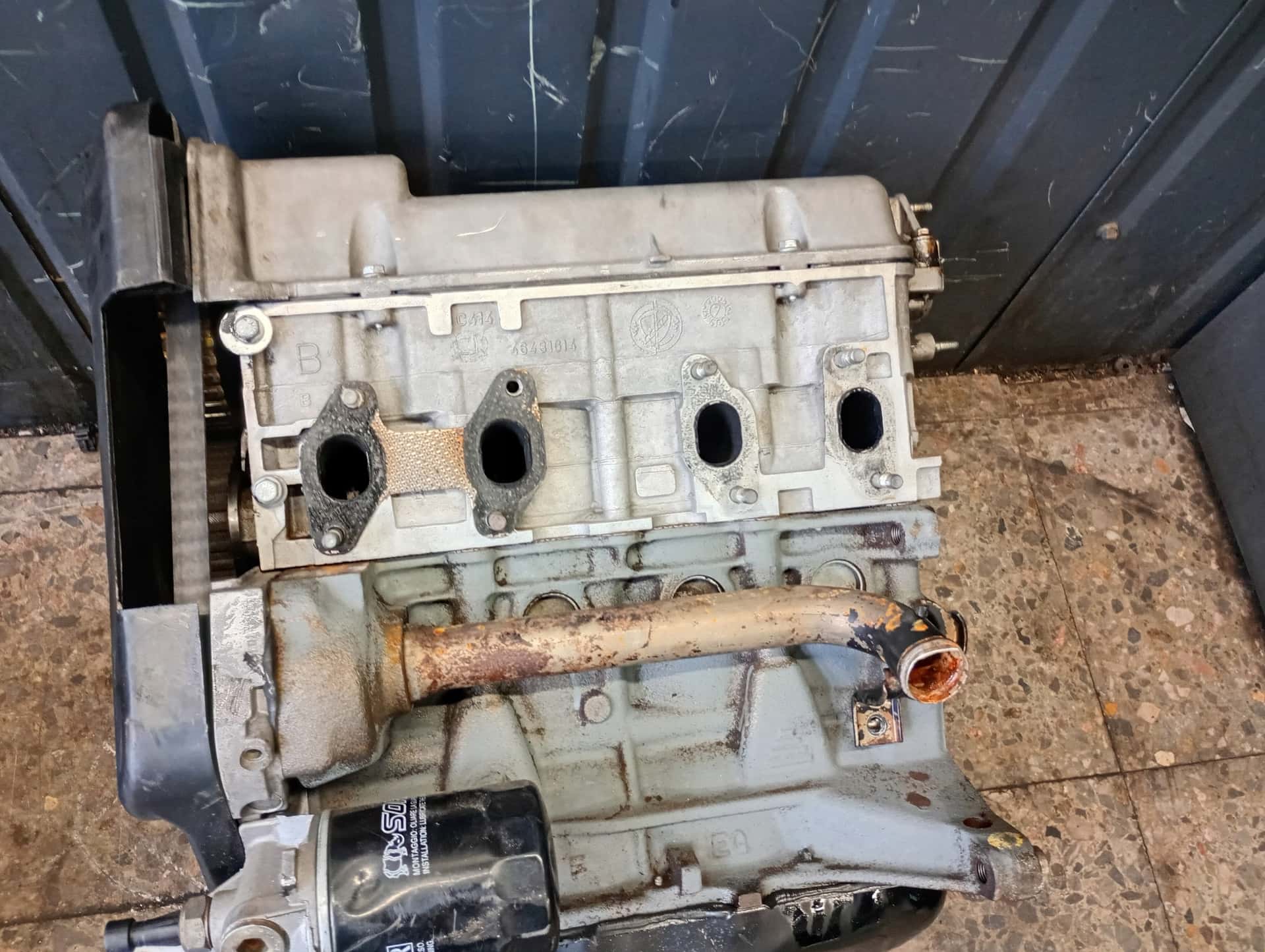 Moteur 176 B2.000 vue 2