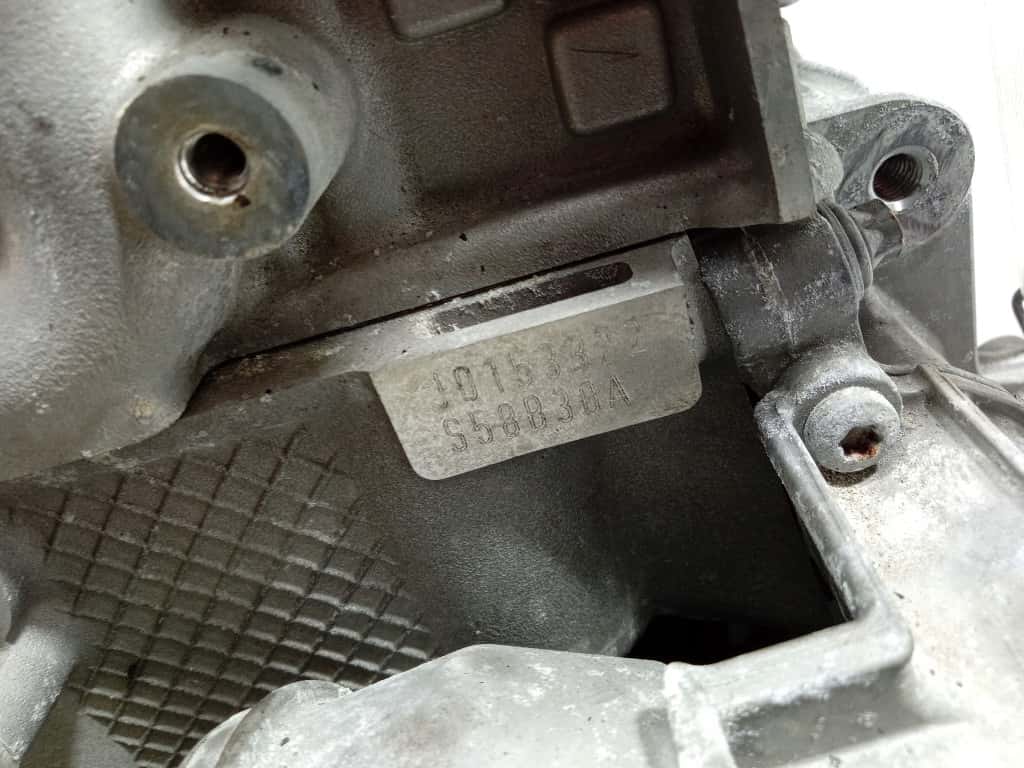 Moteur S58 B30 A vue 2