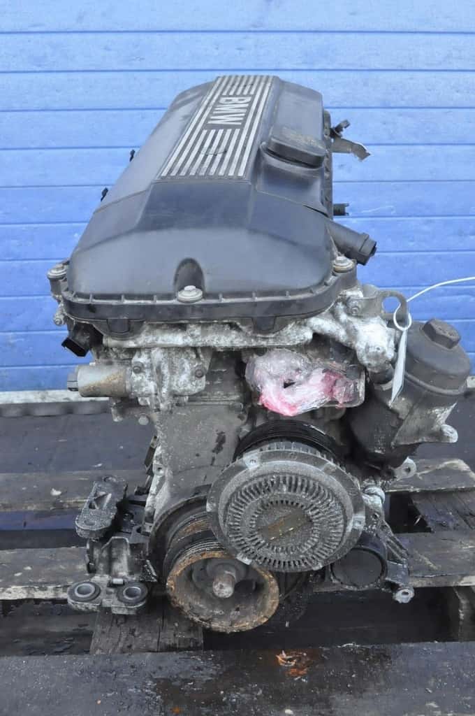 Moteur M54 B30 (306S3) vue 4