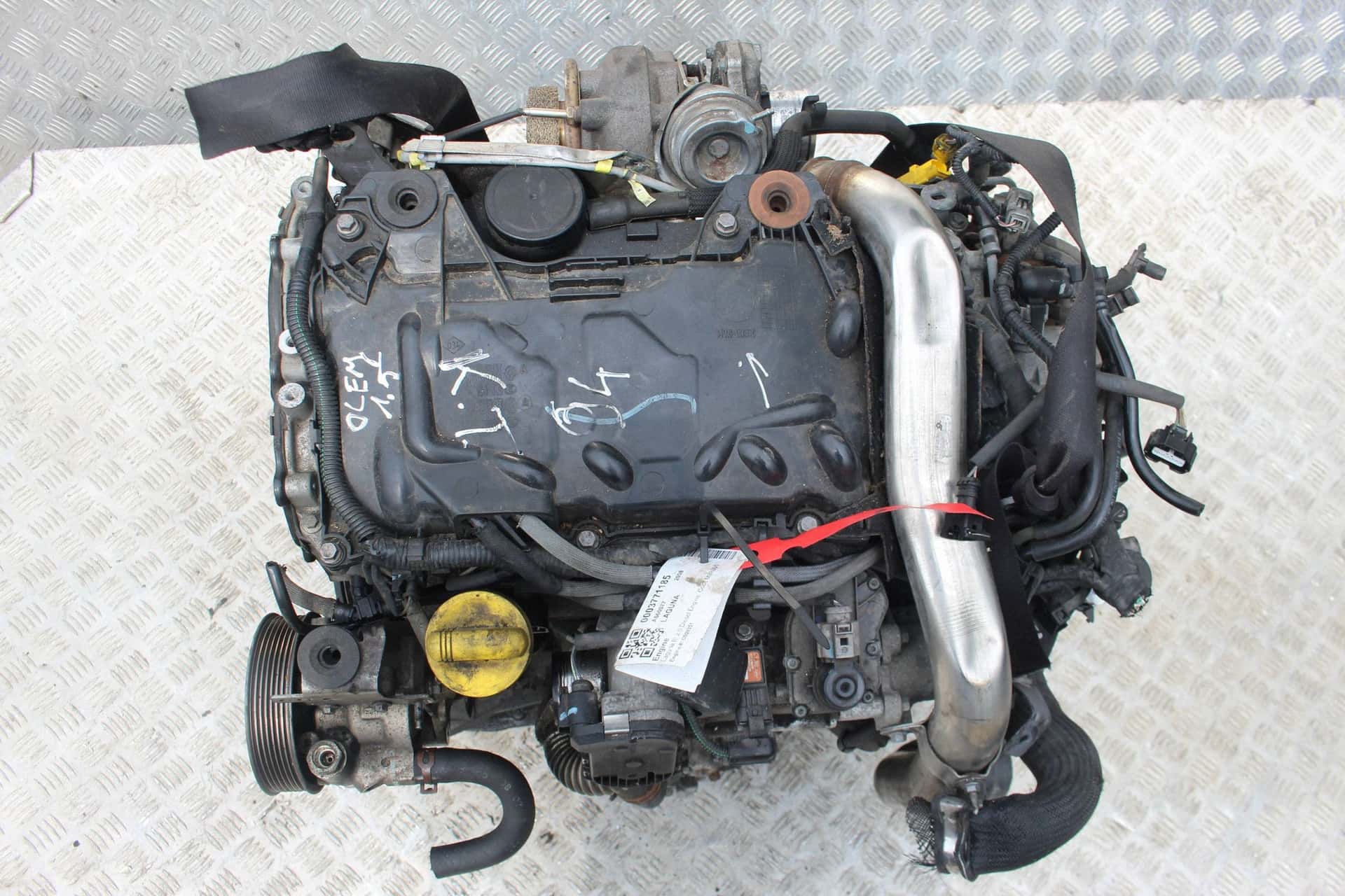 Moteur M9R 805 vue 2
