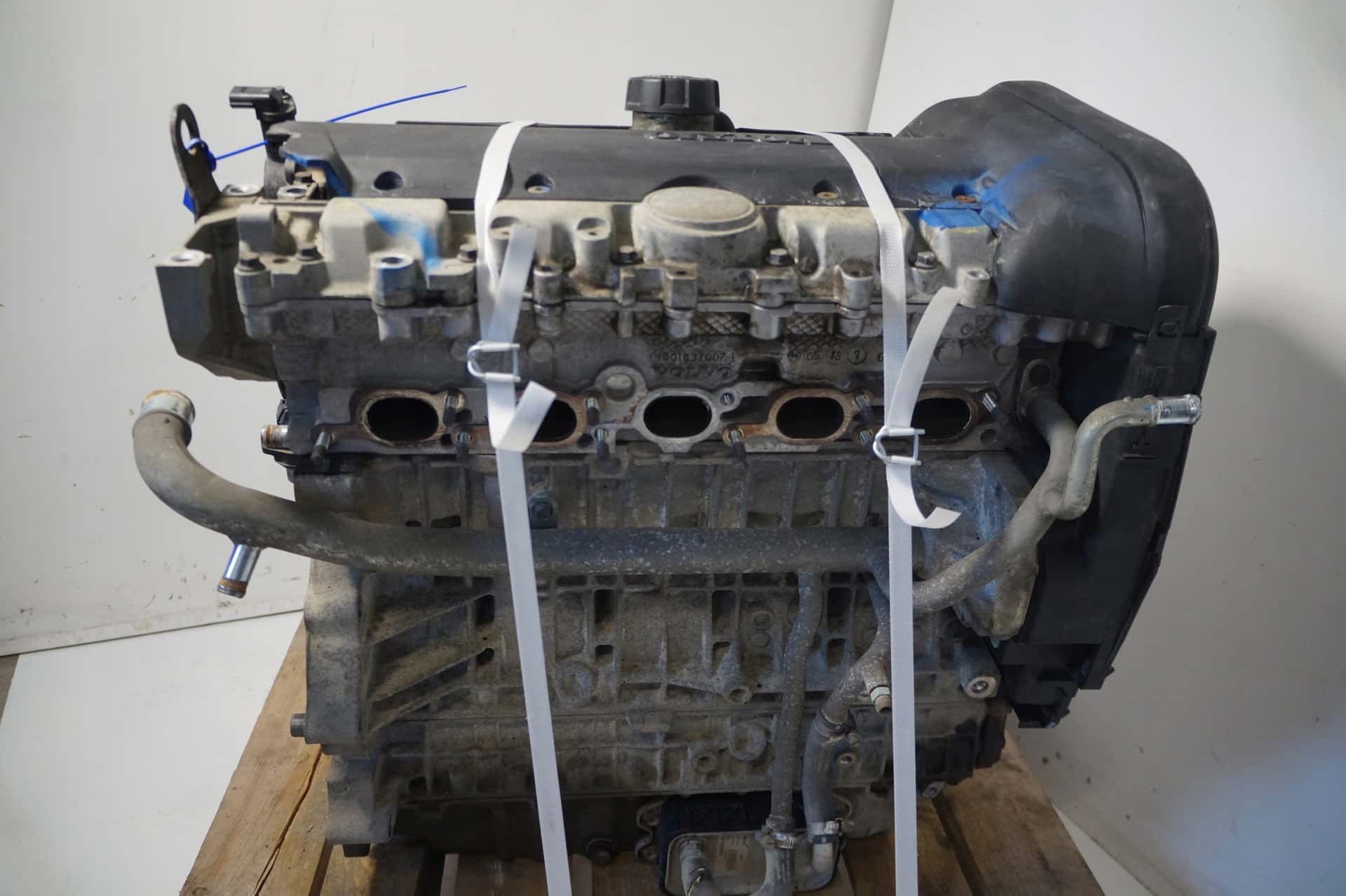 Moteur B 5244 S vue 2