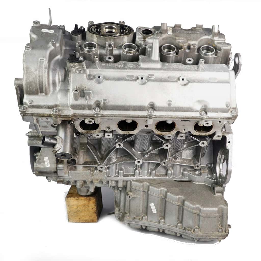 Moteur S63 B44 B vue 4