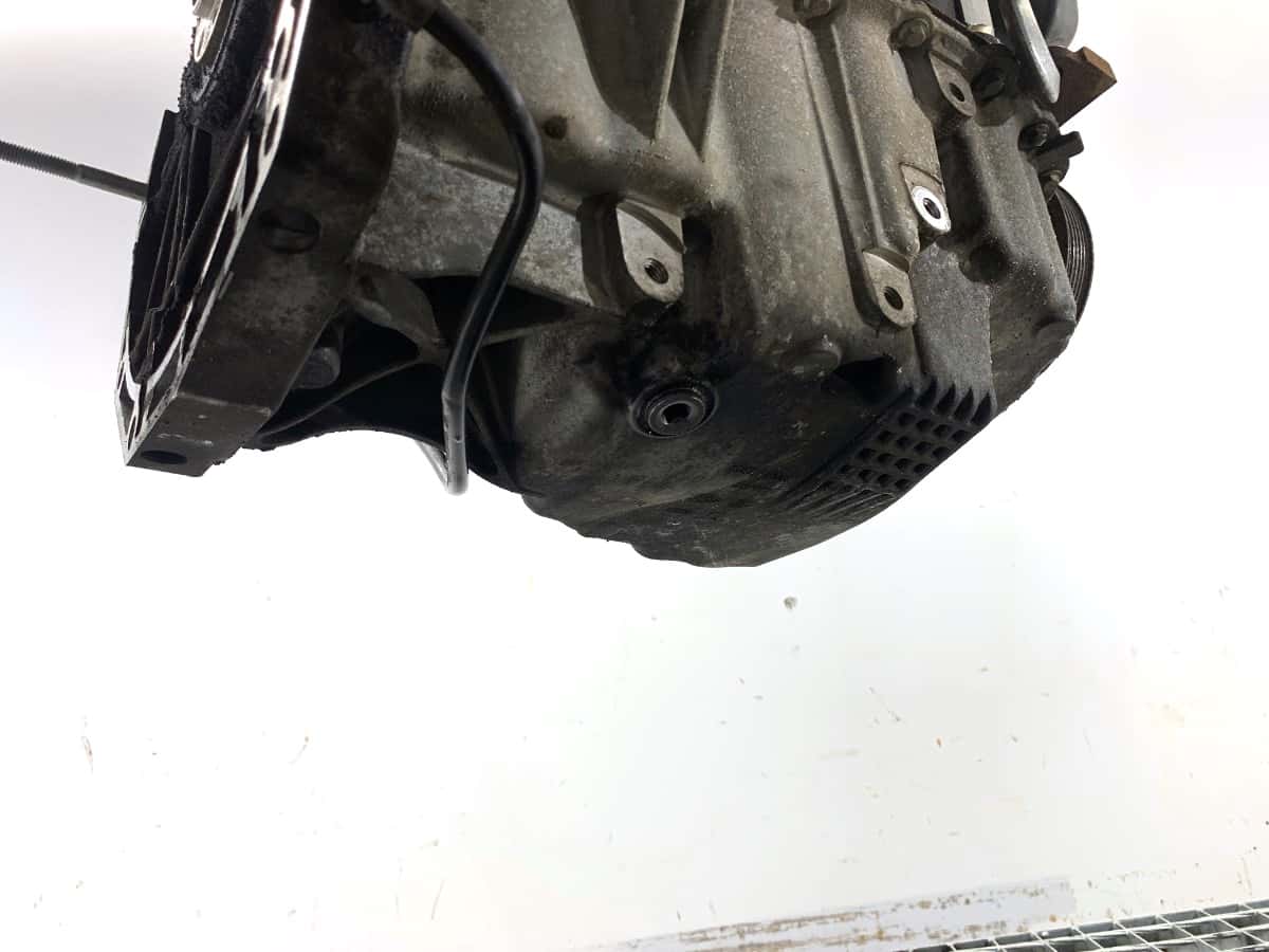 Moteur OM 607.951 (K9K) vue 6