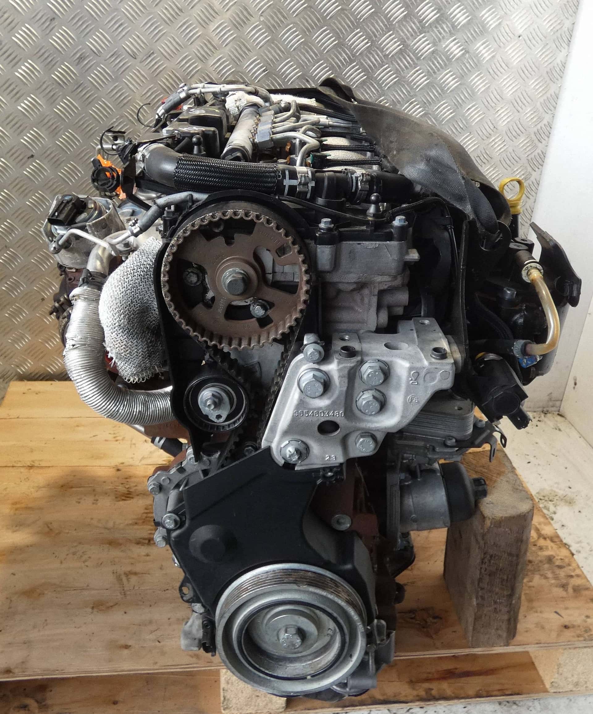 Moteur 4HT (DW12BTED4) vue 3
