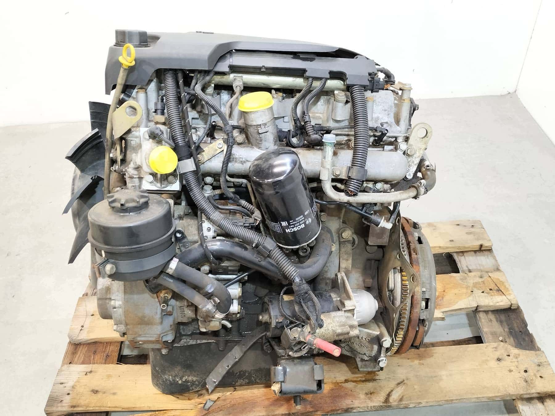 Moteur F1CE0481A vue 3