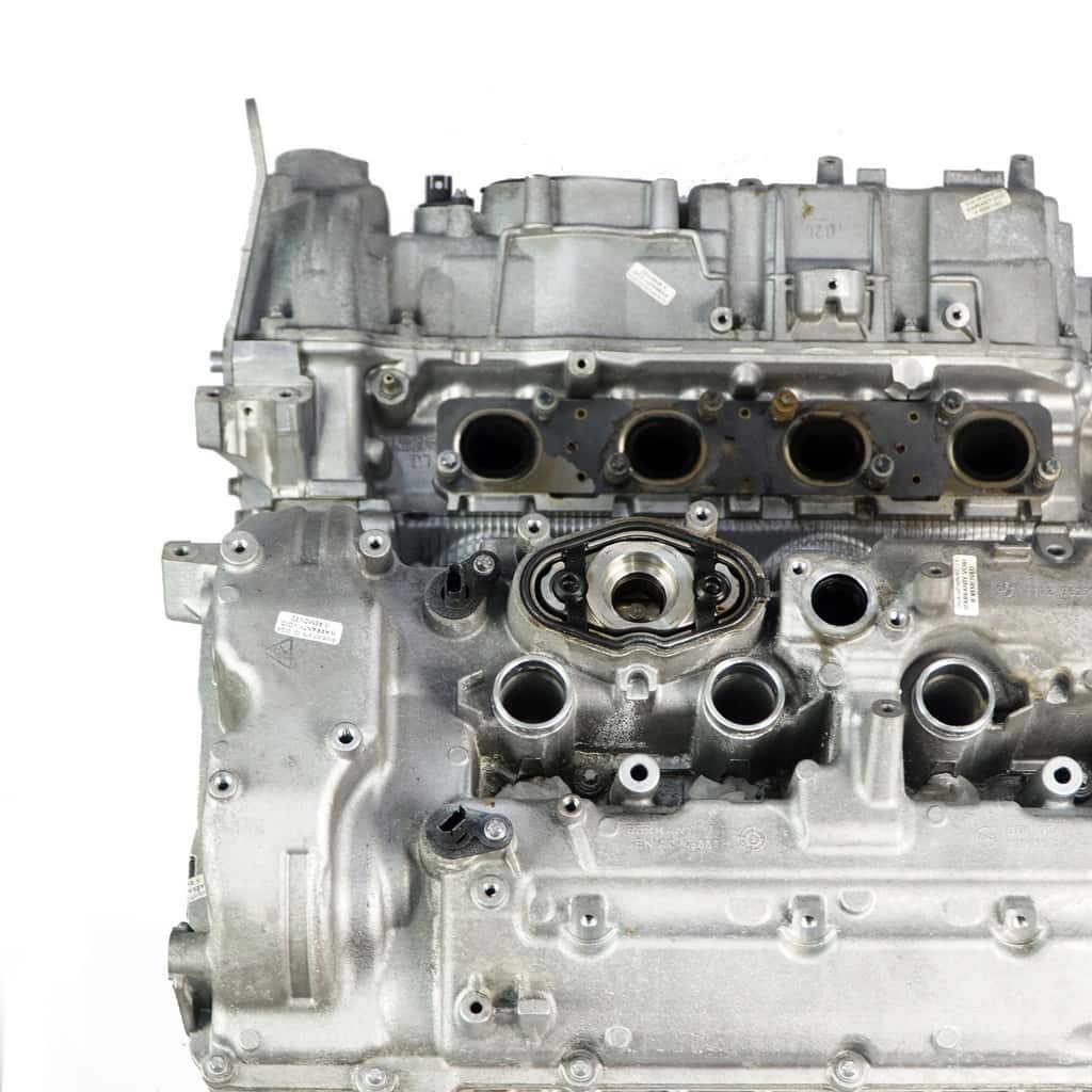 Moteur S63 B44 B vue 5