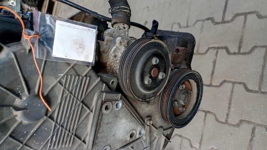 Moteur Y 17 DT vue 7