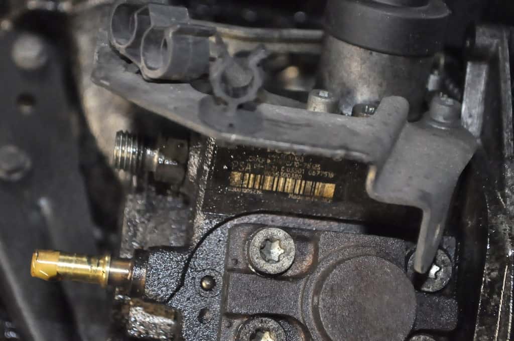 Moteur 9HY (DV6TED4) vue 3