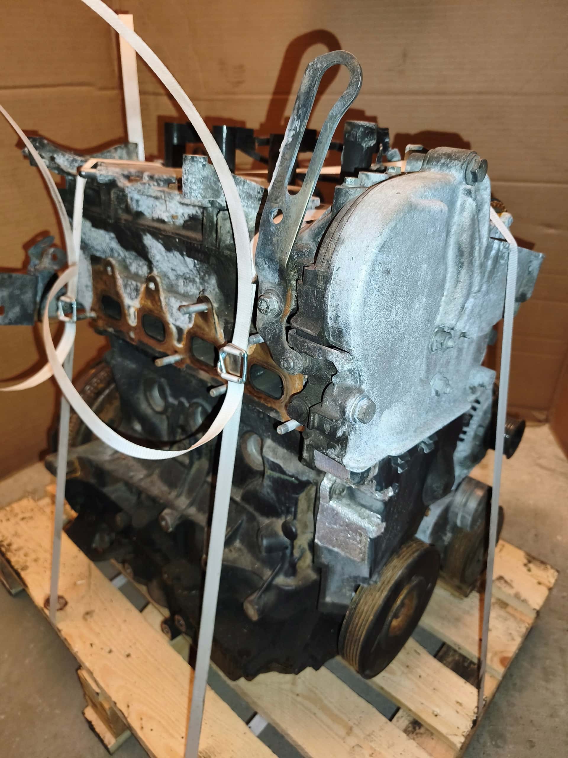 Moteur F4R 770 vue 7