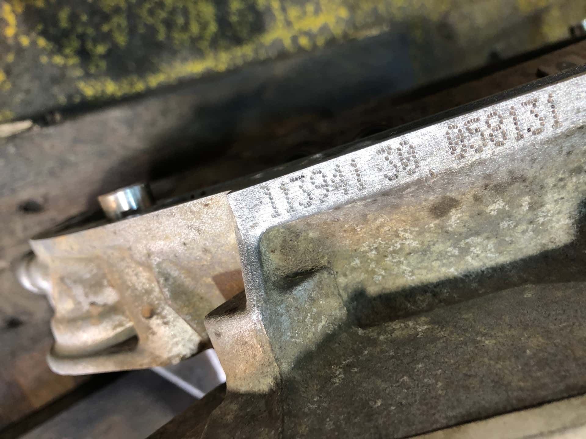 Moteur M 113.948 vue 6