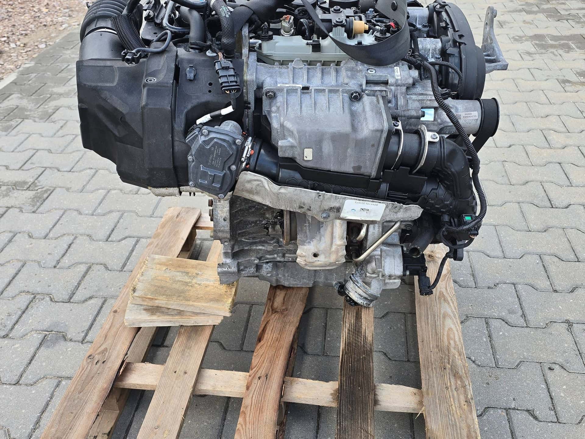 Moteur B 4204 T29 vue 5