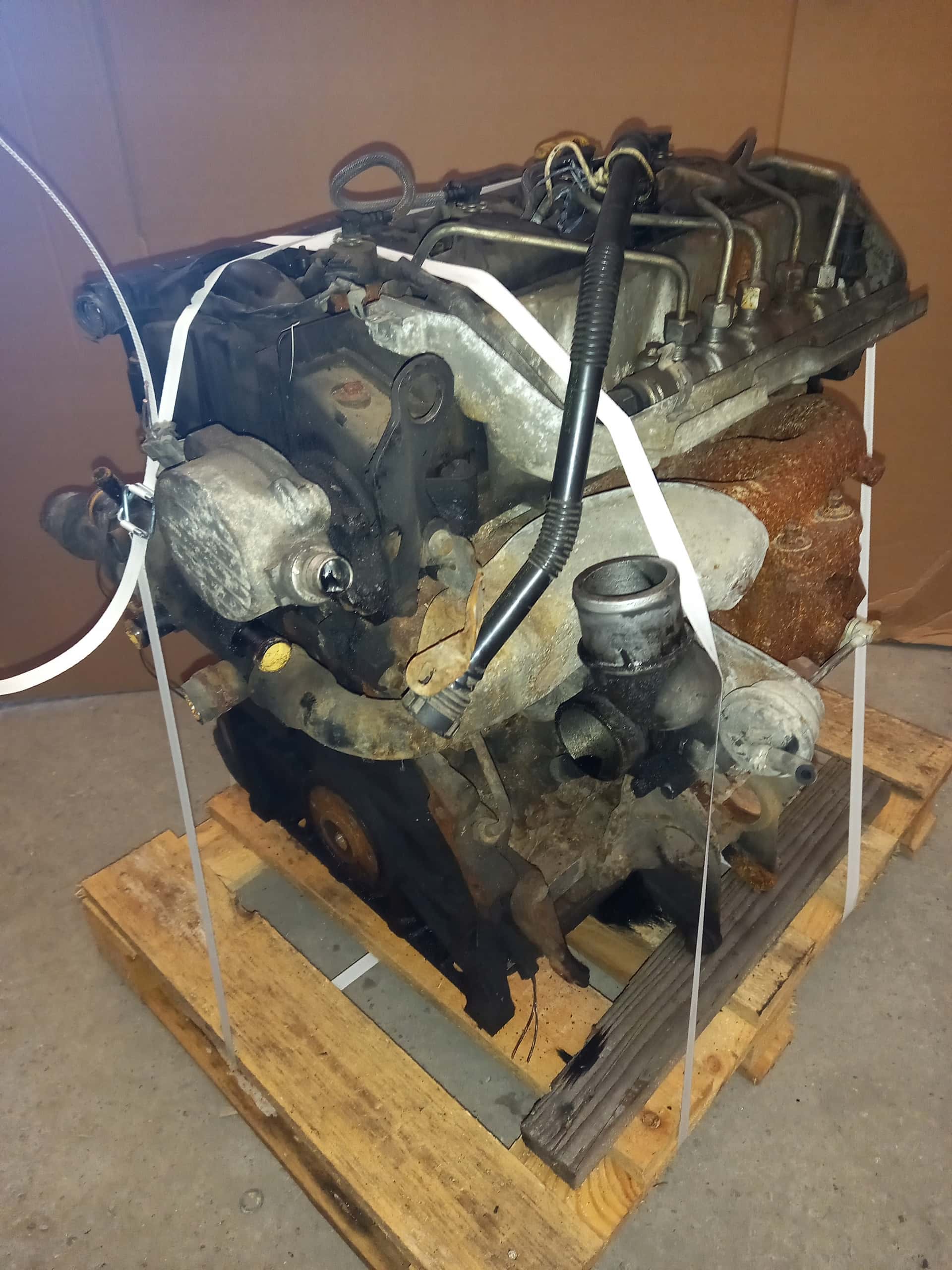 Moteur G9U 754 vue 2