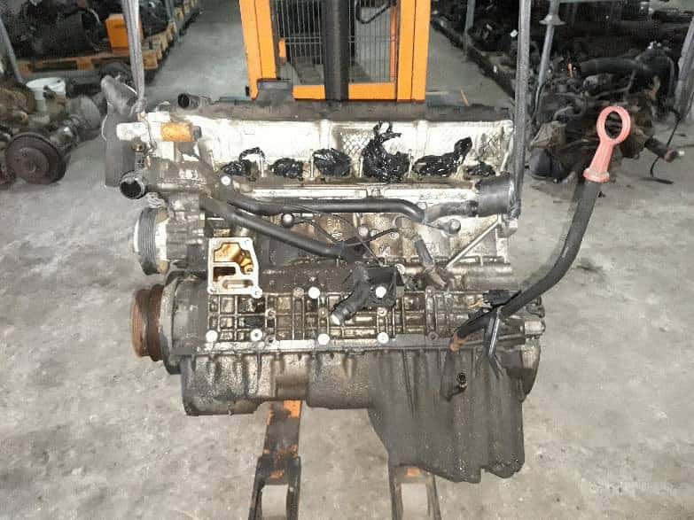 Moteur M52 B28 (286S2) vue 6
