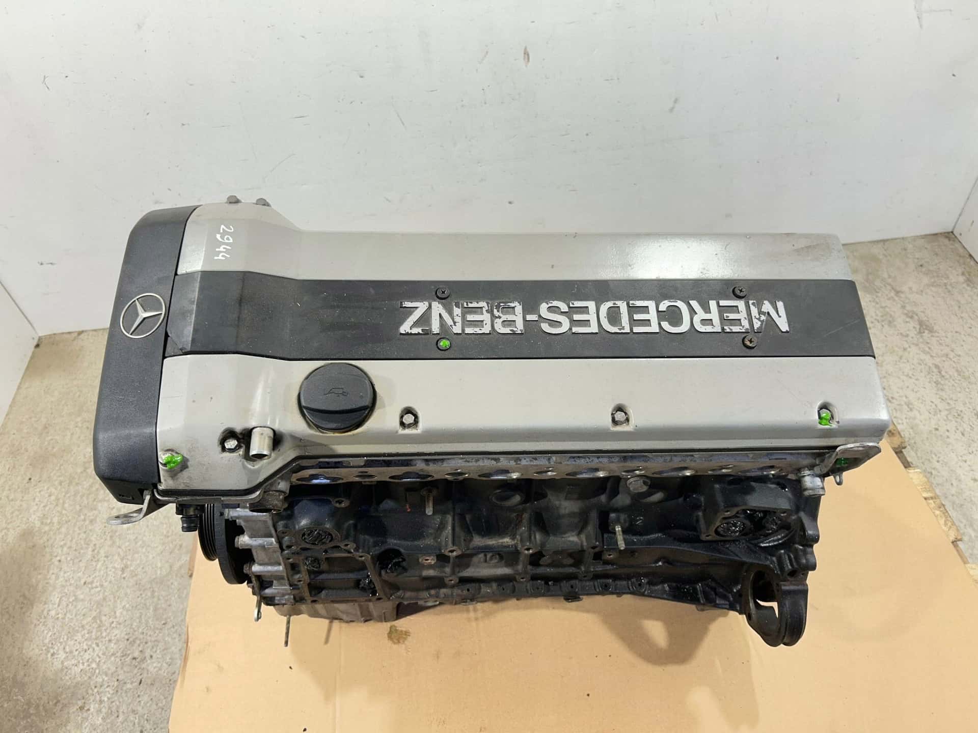 Moteur M 104.981 vue 2