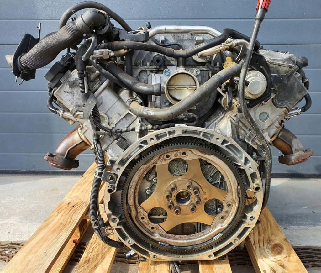 Moteur M 112.973 vue 3