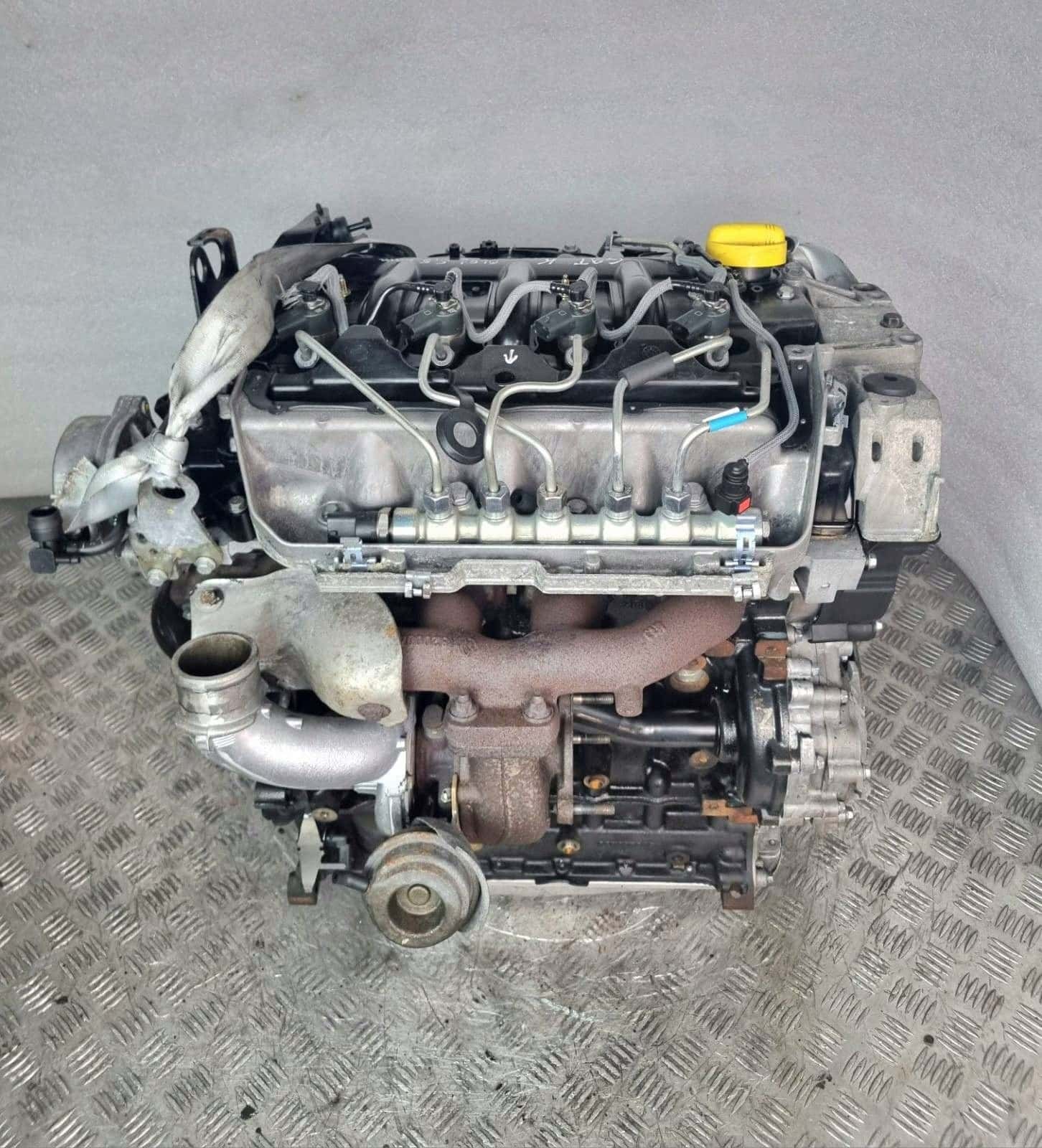 Moteur G9T 743 vue 9