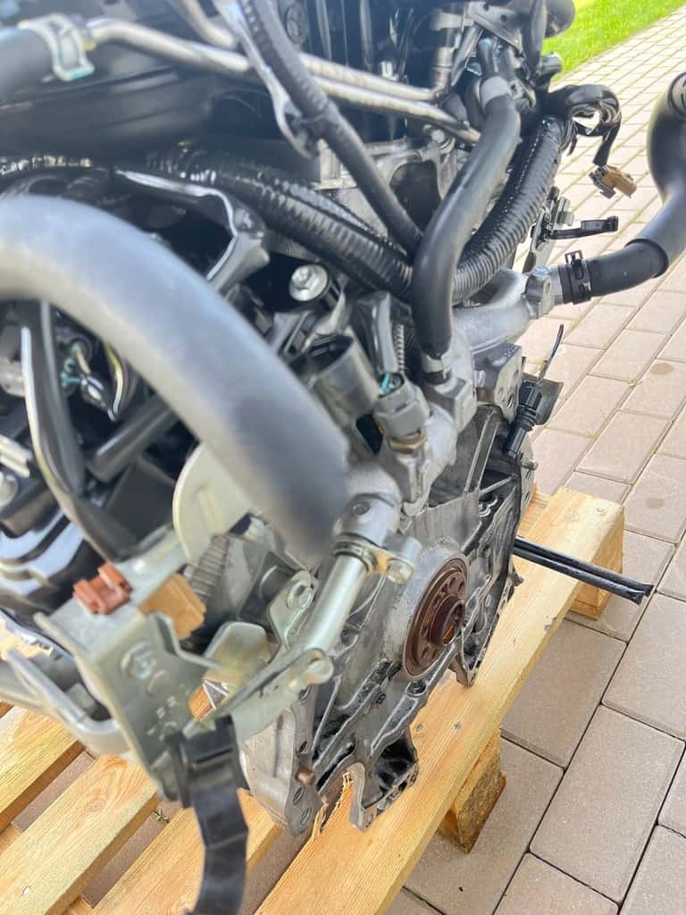 Moteur VQ35 vue 4