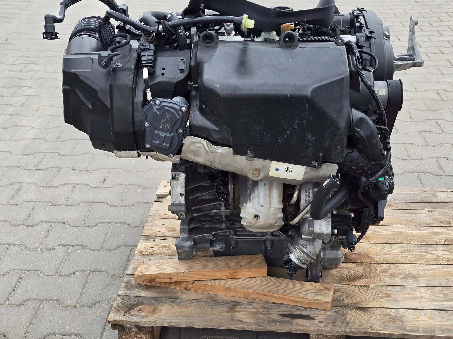 Moteur B 4204 T29 vue 5
