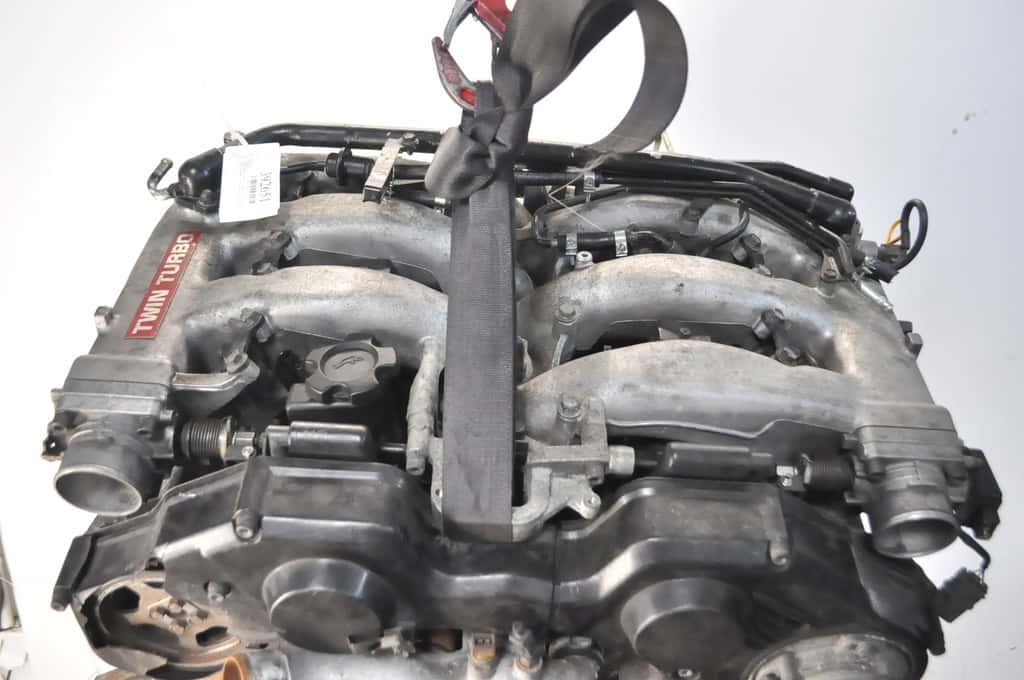 Moteur VG30DETT vue 3