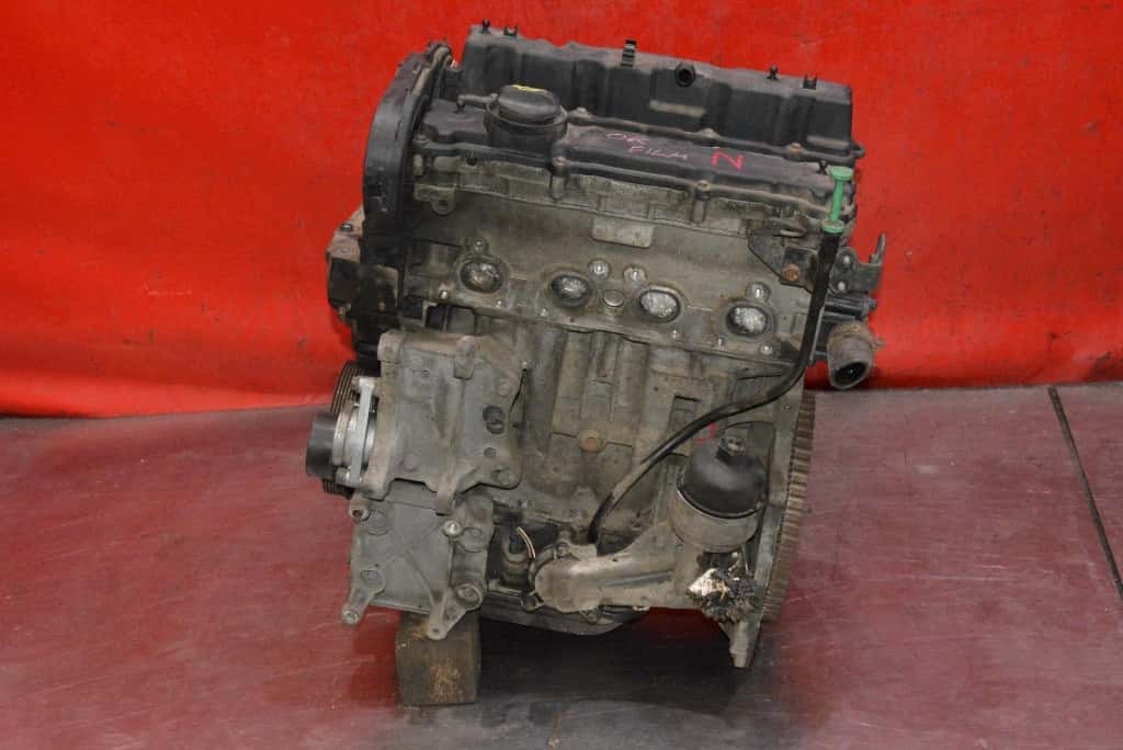 Moteur KFU (ET3J4) vue 5