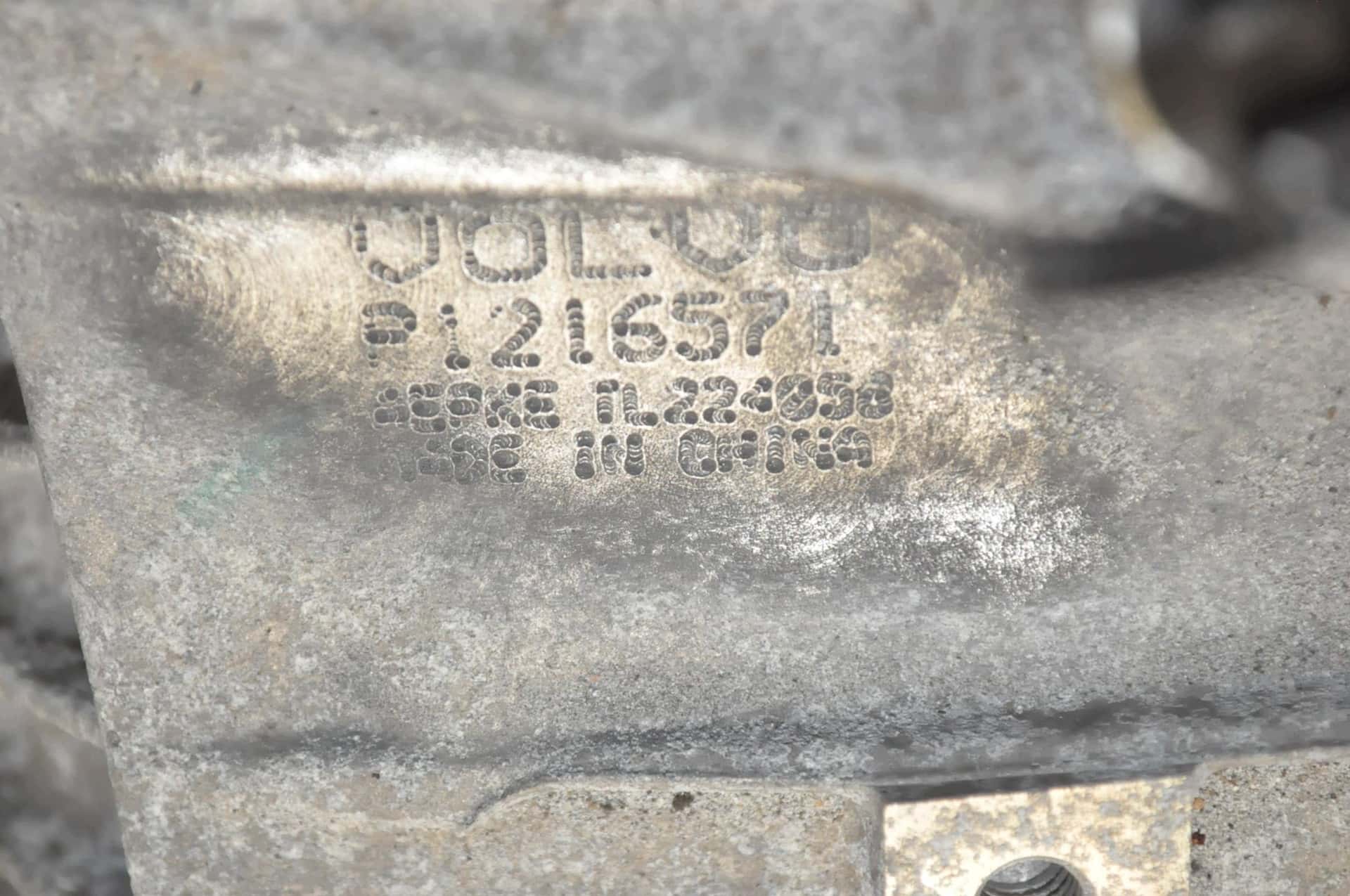 Moteur B 4204 T28 vue 3