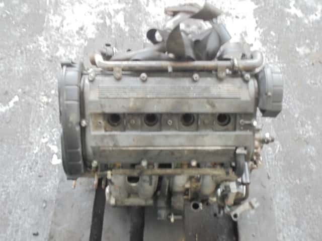 Moteur D6C (XU9J4) vue 4