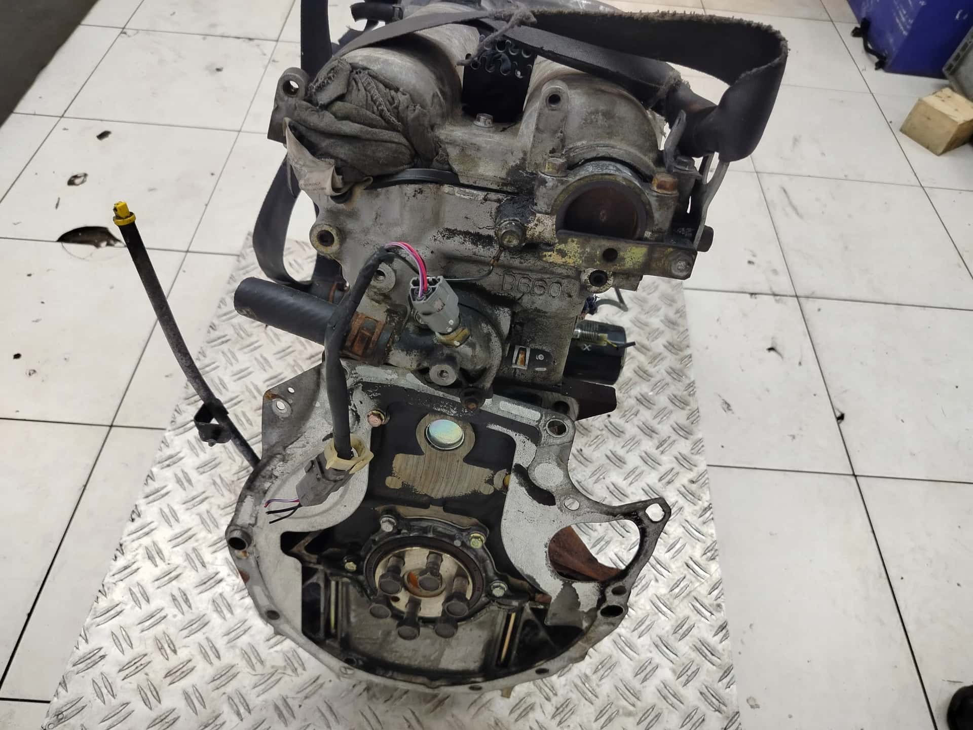 Moteur B6ZE vue 5